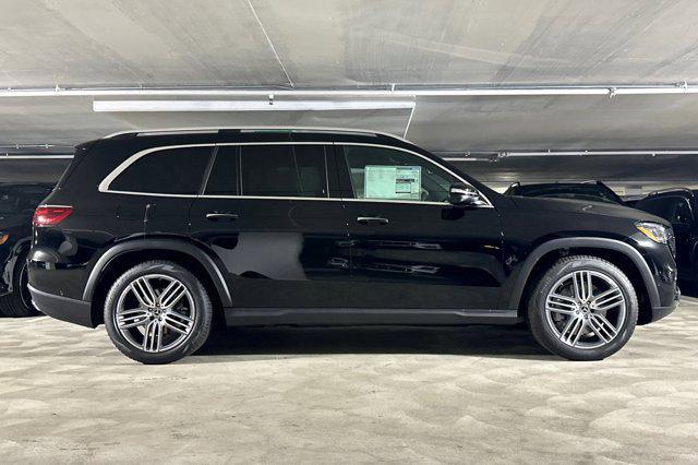 new 2025 Mercedes-Benz GLS 450 car, priced at $91,615