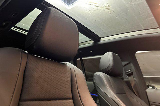 new 2025 Mercedes-Benz GLS 450 car, priced at $99,175