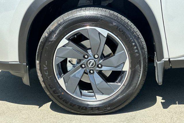 used 2024 Nissan Rogue car, priced at $25,999