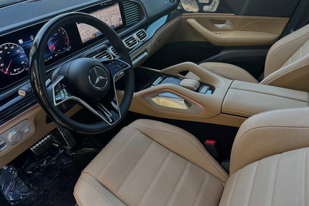 new 2024 Mercedes-Benz GLS 580 car, priced at $118,730