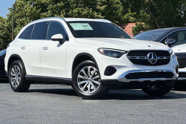 new 2025 Mercedes-Benz GLC 300 car, priced at $53,270