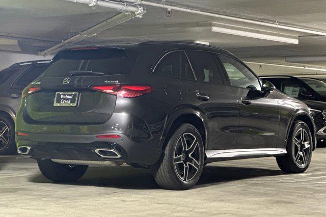 new 2025 Mercedes-Benz GLC 300 car, priced at $60,945