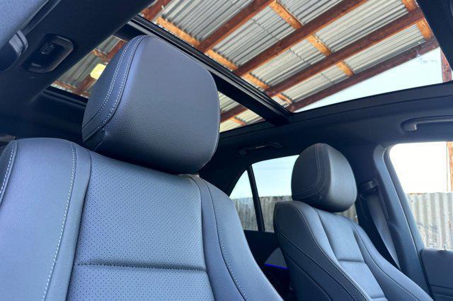 new 2025 Mercedes-Benz GLE 450e car, priced at $81,595