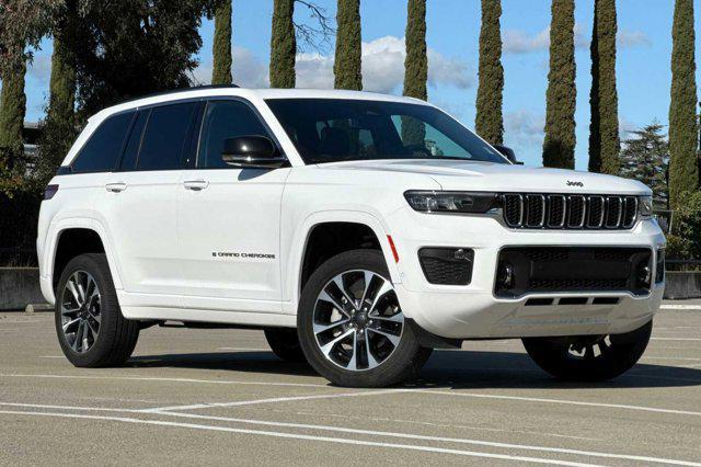 used 2022 Jeep Grand Cherokee car, priced at $36,999