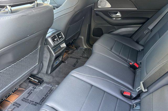 new 2025 Mercedes-Benz GLE 450 car, priced at $84,330