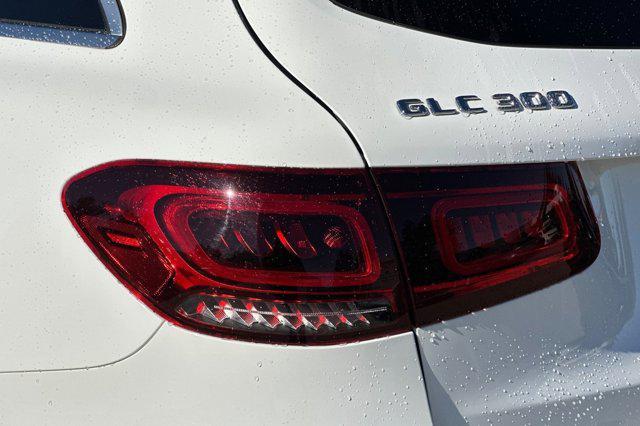 used 2020 Mercedes-Benz GLC 300 car, priced at $21,588