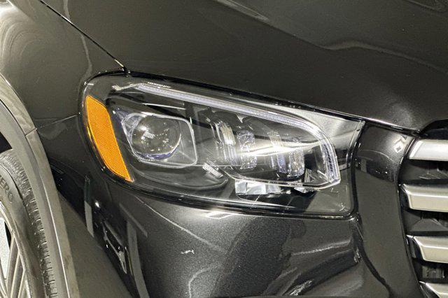 new 2025 Mercedes-Benz GLS 450 car, priced at $91,945