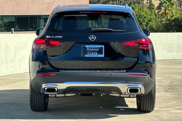 new 2025 Mercedes-Benz GLA 250 car, priced at $44,345