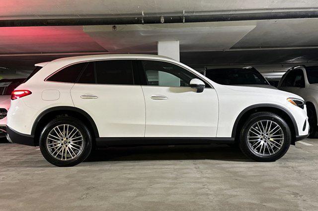 new 2025 Mercedes-Benz GLC 300 car, priced at $55,045