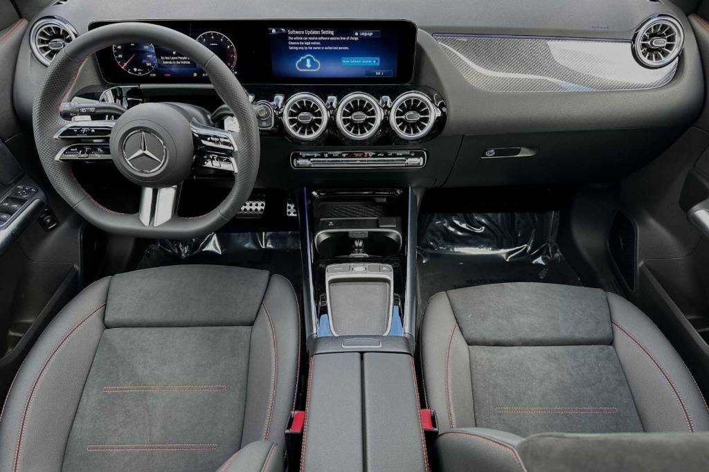 new 2024 Mercedes-Benz GLA 250 car, priced at $51,725