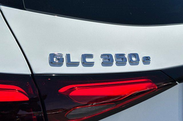 new 2025 Mercedes-Benz GLC 350e car, priced at $61,895