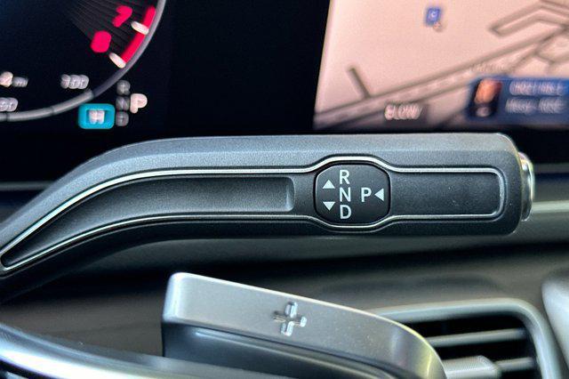 new 2025 Mercedes-Benz GLE 450e car