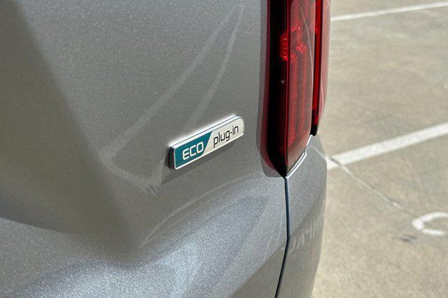 used 2022 Kia Sorento Plug-In Hybrid car, priced at $30,999