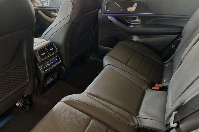 new 2025 Mercedes-Benz GLS 450 car, priced at $95,455