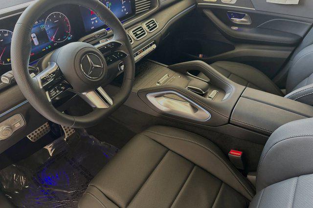 new 2025 Mercedes-Benz GLS 450 car, priced at $95,455