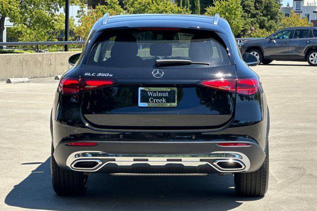 new 2025 Mercedes-Benz GLC 350e car, priced at $63,195