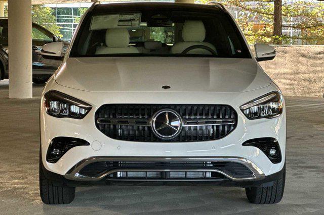 new 2025 Mercedes-Benz GLA 250 car, priced at $47,685