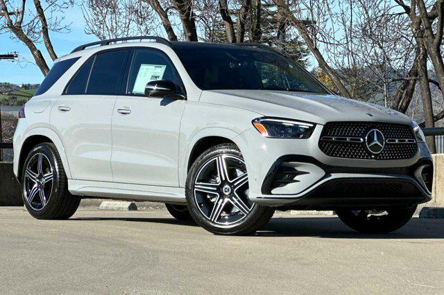 new 2025 Mercedes-Benz GLE 450 car, priced at $83,700