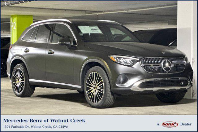 new 2025 Mercedes-Benz GLC 300 car, priced at $58,995