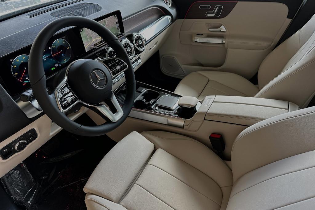 new 2023 Mercedes-Benz EQB 250 car, priced at $59,565