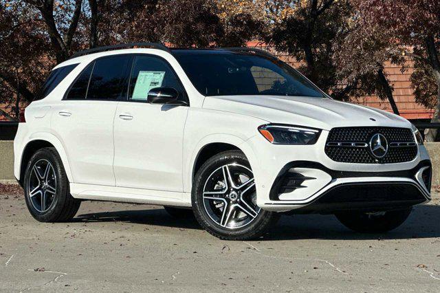 new 2025 Mercedes-Benz GLE 450 car, priced at $78,235