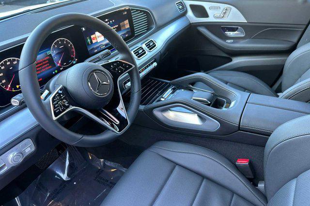 new 2025 Mercedes-Benz GLE 450 car, priced at $78,235