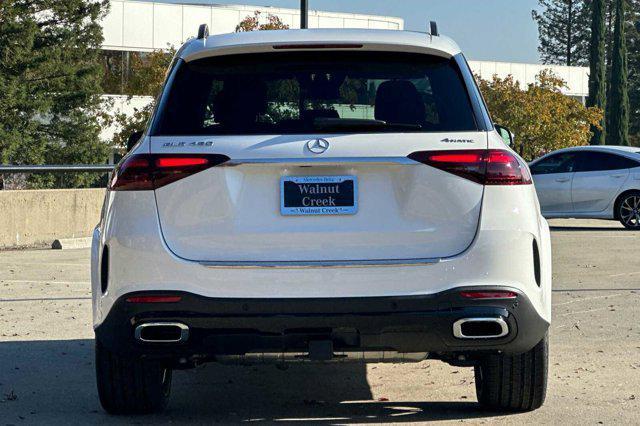 new 2025 Mercedes-Benz GLE 450 car, priced at $78,235