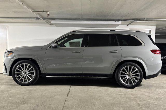 new 2025 Mercedes-Benz GLS 450 car, priced at $101,275