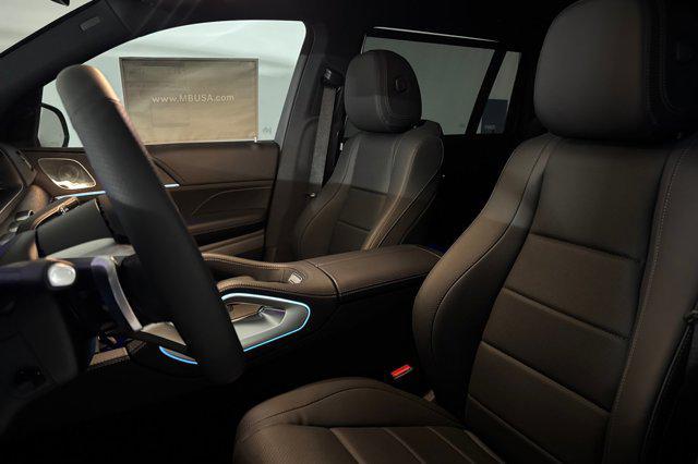 new 2025 Mercedes-Benz GLS 450 car, priced at $101,275