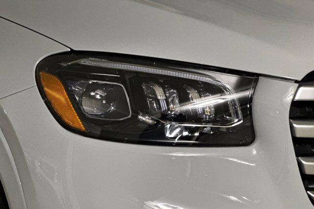 new 2025 Mercedes-Benz GLS 450 car, priced at $101,275