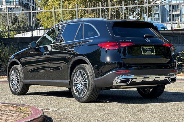new 2026 Mercedes-Benz GLC 300 car