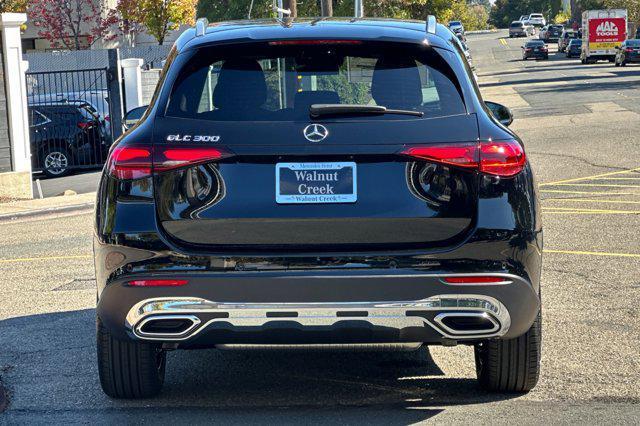 new 2026 Mercedes-Benz GLC 300 car