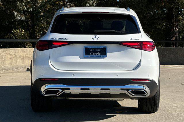 new 2025 Mercedes-Benz GLC 350e car, priced at $64,225