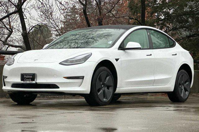 used 2021 Tesla Model 3 car, priced at $26,999