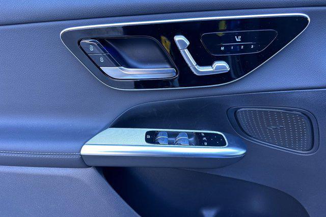 new 2025 Mercedes-Benz GLC 300 car, priced at $55,445