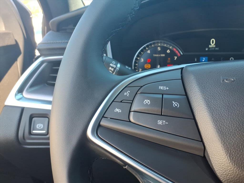 used 2025 Cadillac XT5 car