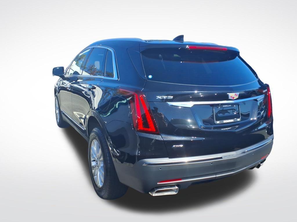 used 2025 Cadillac XT5 car