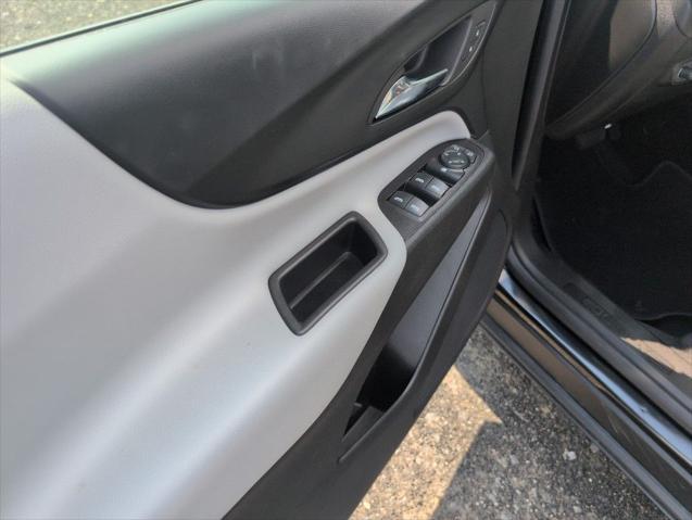 used 2022 Chevrolet Equinox car, priced at $20,490