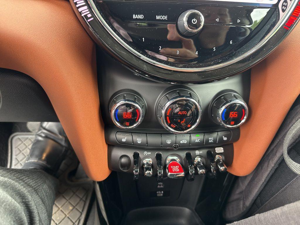 used 2022 MINI Hardtop car, priced at $22,990