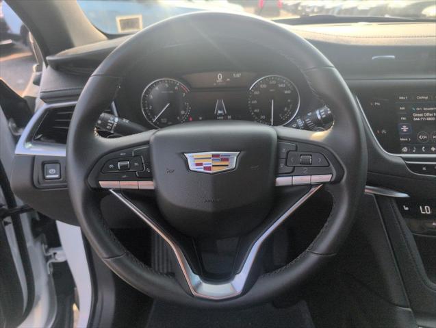 used 2025 Cadillac XT6 car, priced at $51,990