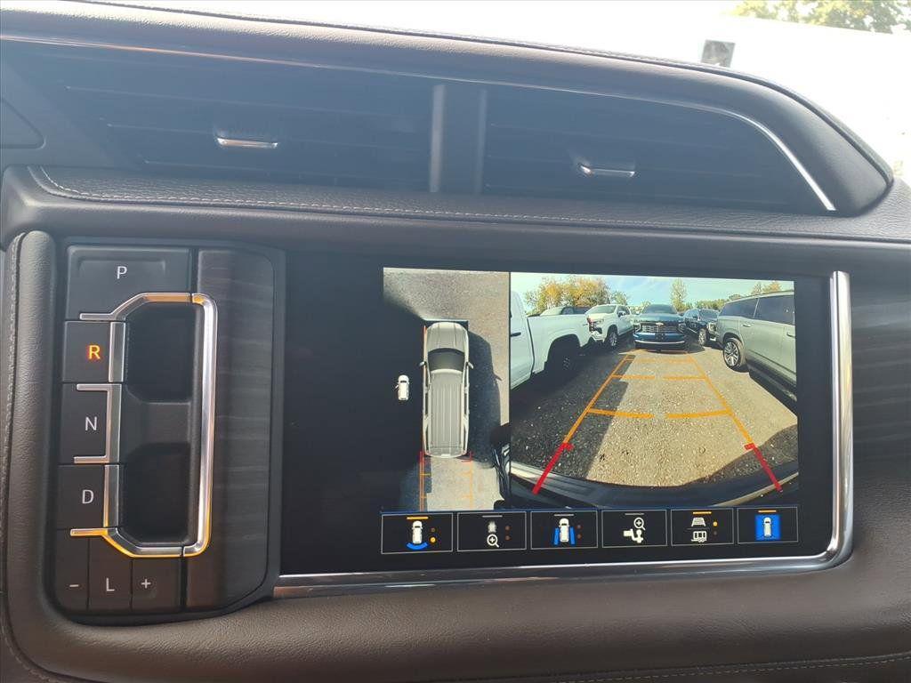 used 2023 GMC Yukon XL car, priced at $58,990