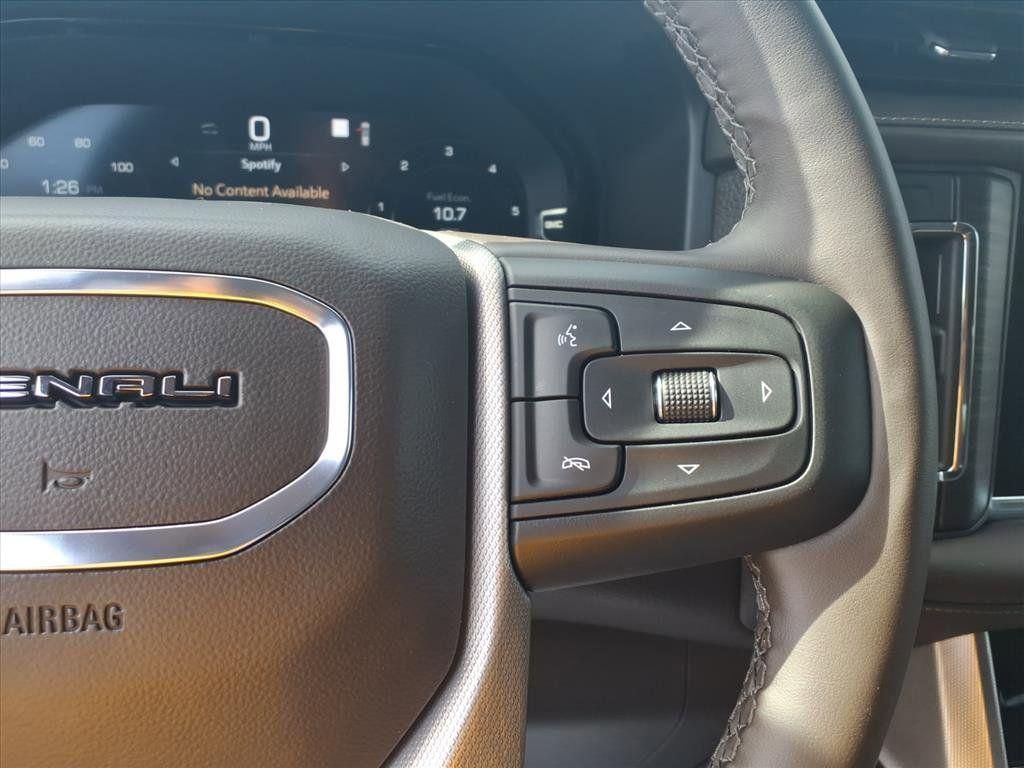 used 2023 GMC Yukon XL car, priced at $58,990