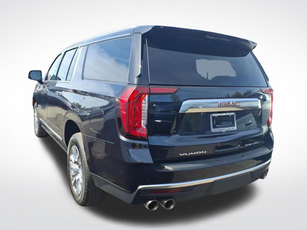 used 2023 GMC Yukon XL car, priced at $58,990