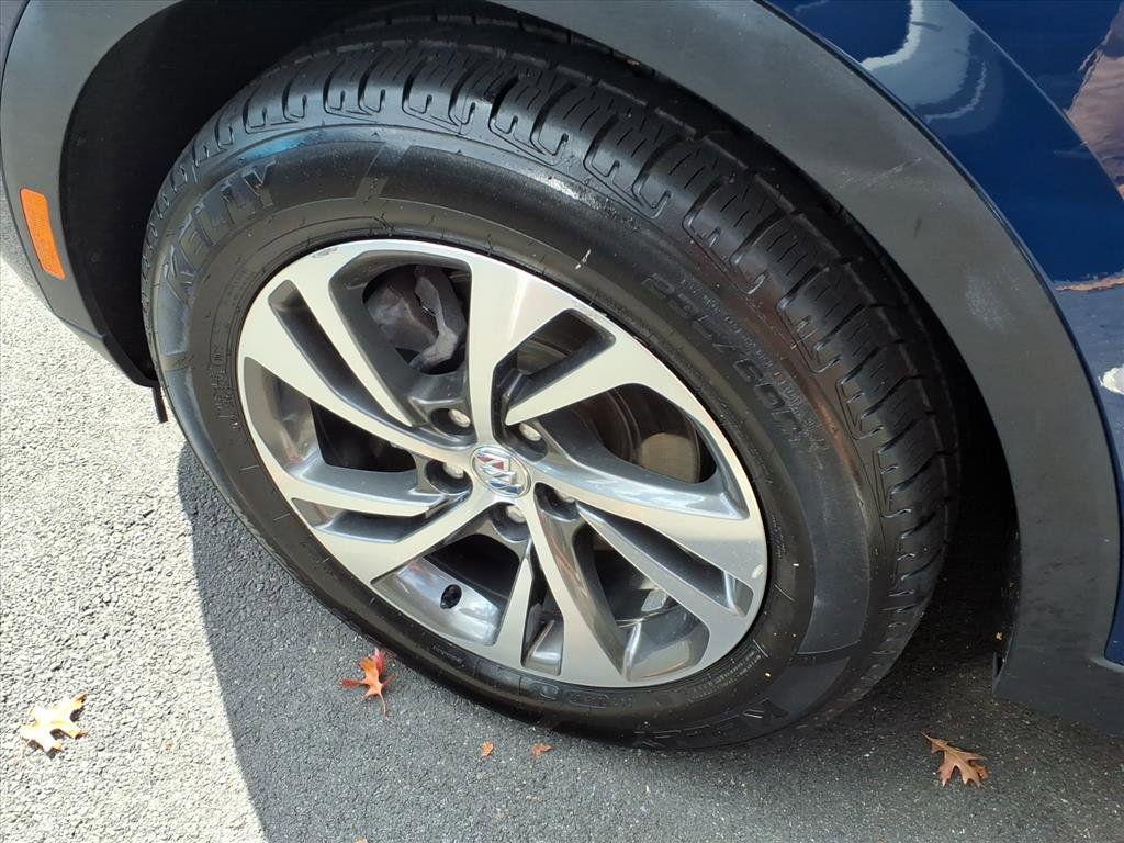 used 2022 Buick Envision car, priced at $25,490