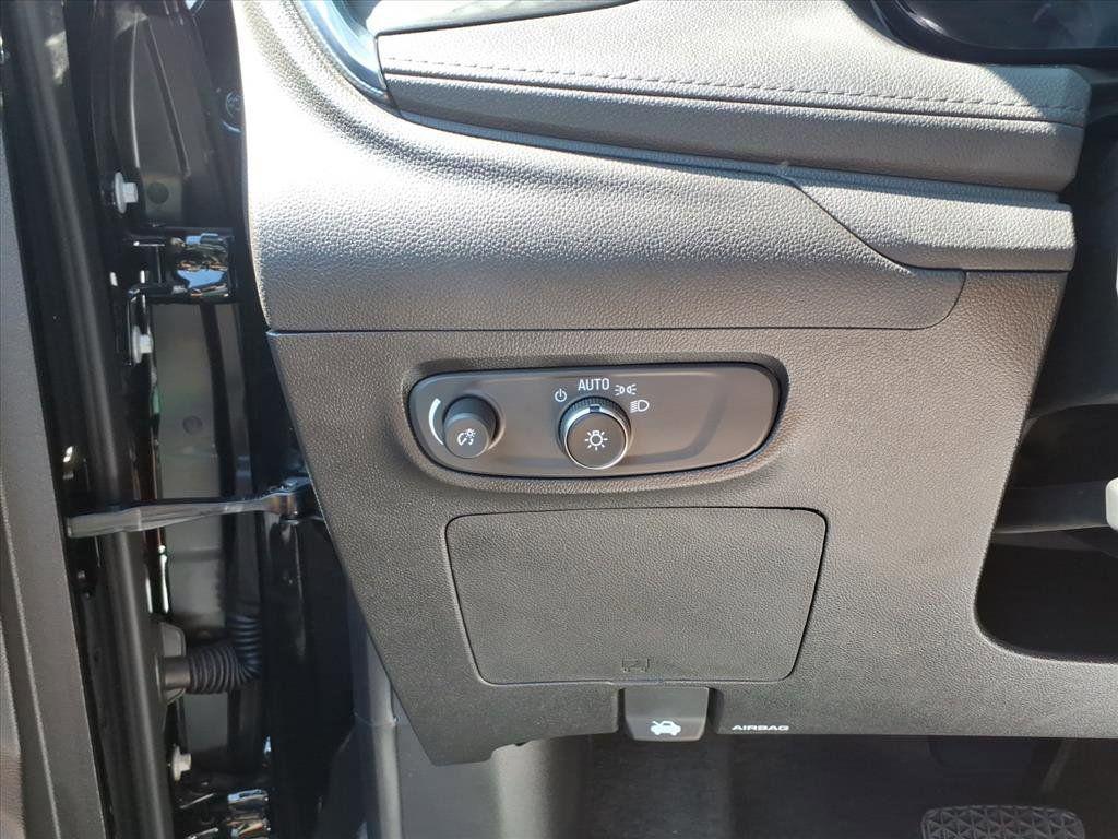 used 2025 Buick Encore GX car, priced at $25,990