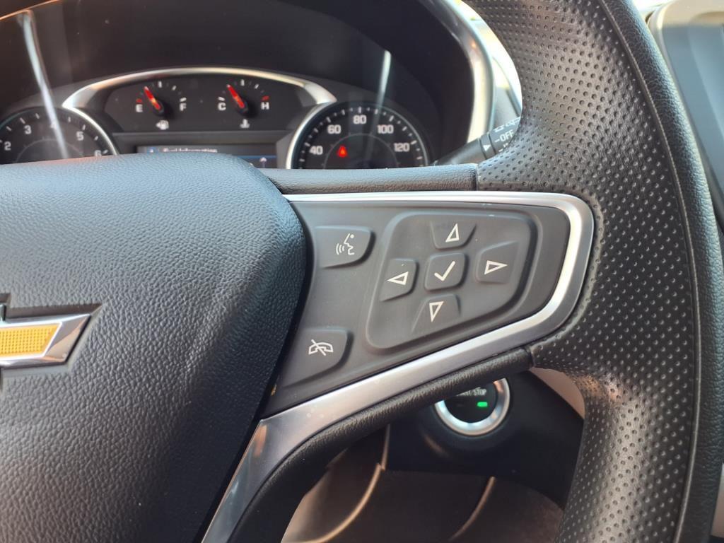 used 2022 Chevrolet Equinox car, priced at $17,990