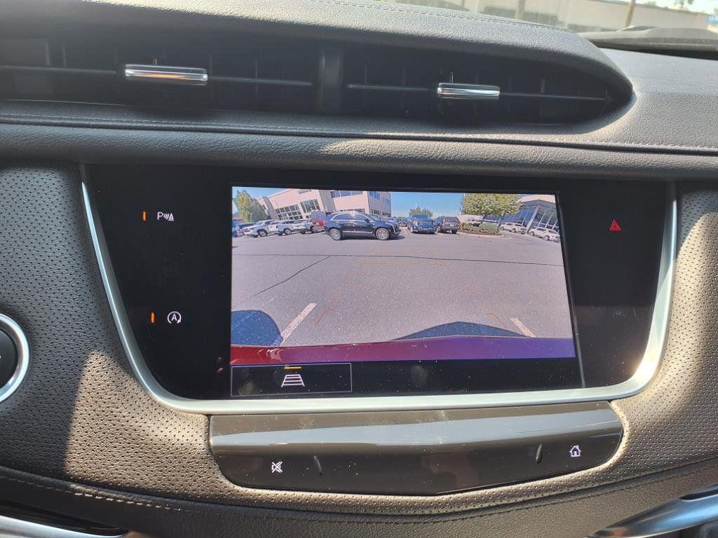 used 2022 Cadillac XT5 car, priced at $29,990
