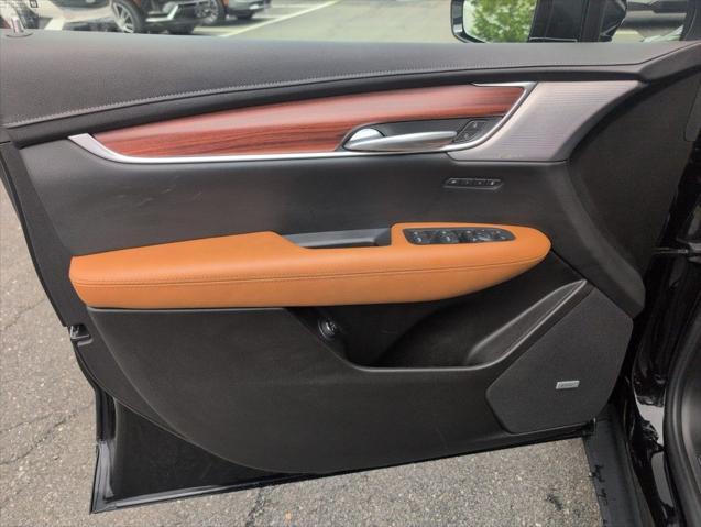 used 2025 Cadillac XT5 car, priced at $53,490