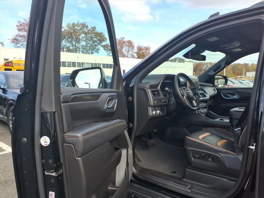 used 2023 GMC Yukon car, priced at $60,990