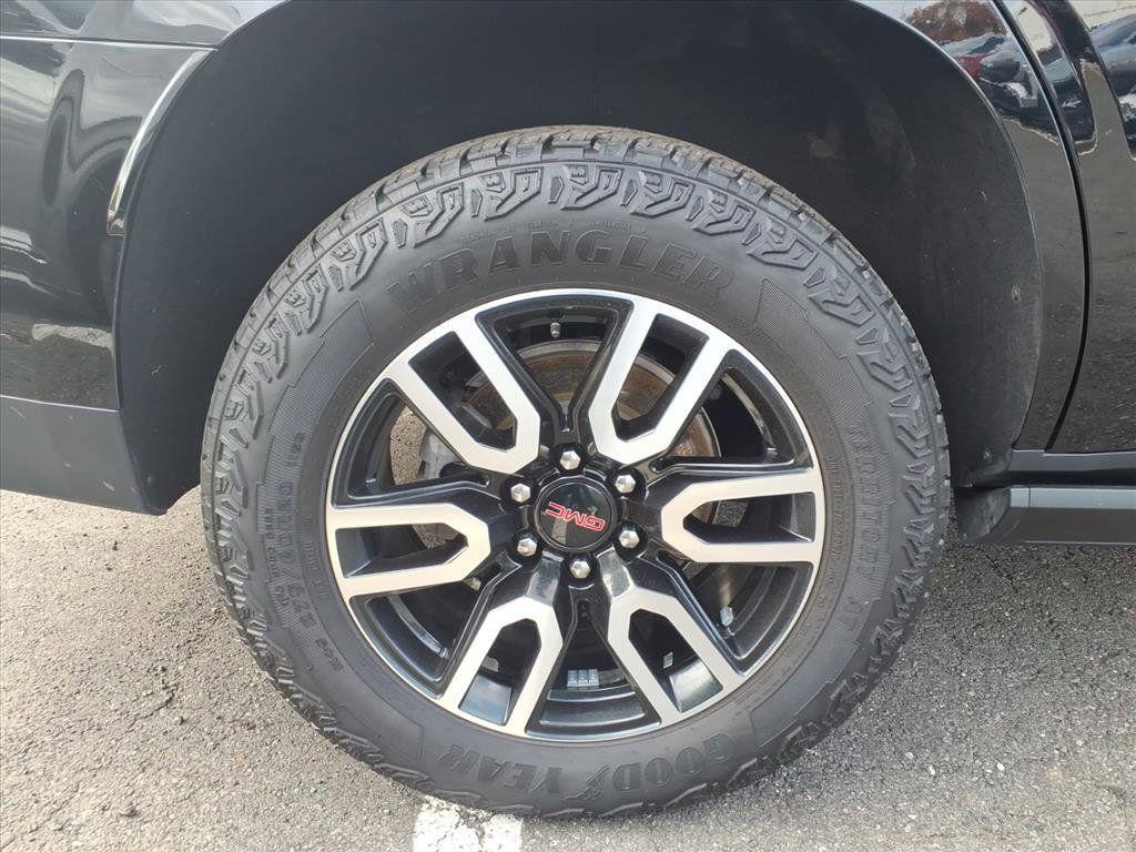 used 2023 GMC Yukon car, priced at $60,990